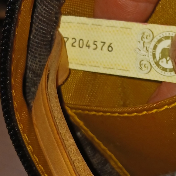 Hunting World Vintage Crossbody Bag Navy Blue/Tan Authentic with certificate - Picture 11 of 16